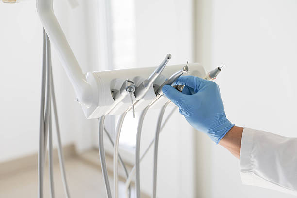 24/7 Emergency Teeth Whitening experts in Colchester, IL